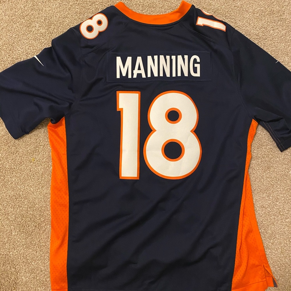 Payton Manning Jersey Size XL unsigned
